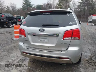 2013 Kia Sorento SX with VIN 5XYKWDA29DG342965, listed as a IAAI auction lot 41001039 with 163,760 mi miles. Bid and sale history available at carsss.com. Image 16.