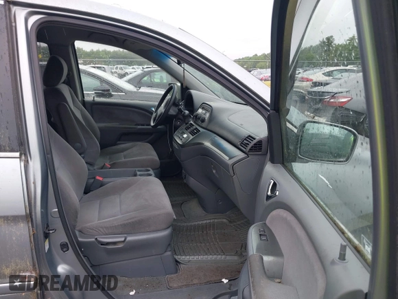 2006 Honda Odyssey EX with VIN 5FNRL38446B080677, listed as a IAAI auction lot 42458026 with 263,126 mi miles and . Bid and sale history available at DreamBid. Image 5.