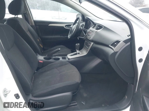 2014 Nissan Sentra SV z VIN 3N1AB7AP6EL693057, wystawiony jako IAAI lot #41556894 z przebiegiem 134 996 mil mil oraz . Historia ofert i sprzedaży dostępna na DreamBid. Obrazek 5.