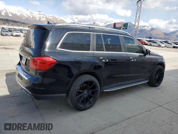 2013 Mercedes-Benz GL 450 z VIN 4JGDF7CE0DA251791, wystawiony jako Copart lot #51180575 z przebiegiem 175 989 mil mil oraz Szkoda całkowita • Salvage title. Historia ofert i sprzedaży dostępna na DreamBid. Obrazek 3.