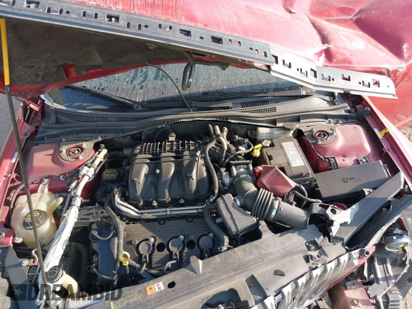 2010 Mercury Milan Premier with VIN 3MEHM0JG1AR621959, listed as a IAAI auction lot 40297754 with 194,935 mi miles and . Bid and sale history available at DreamBid. Image 10.