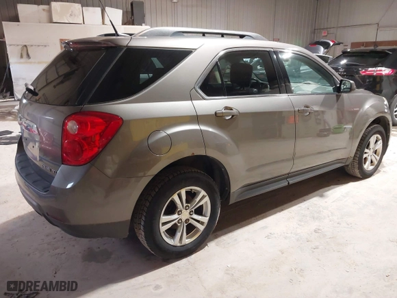 2011 Chevrolet Equinox LT w/2LT with VIN 2CNFLNEC0B6234663, listed as a IAAI auction lot 41854085 with 186,474 mi miles. Bid and sale history available at carsss.com. Image 4.