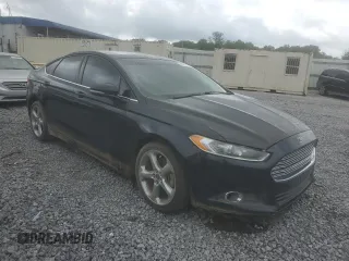2015 Ford Fusion SE z VIN 3FA6P0H76FR250512, wystawiony jako Copart lot #61431825 z przebiegiem 146 837 mil mil oraz Czysty tytuł • Clean title. Historia ofert i sprzedaży dostępna na DreamBid. Obrazek 4.