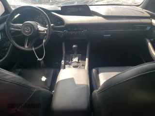 2021 Mazda 3 Premium Plus z VIN JM1BPBNY7M1311309, wystawiony jako Copart lot #54044315 z przebiegiem 59 642 mil mil oraz Szkoda całkowita • Salvage title. Historia ofert i sprzedaży dostępna na DreamBid. Obrazek 8.