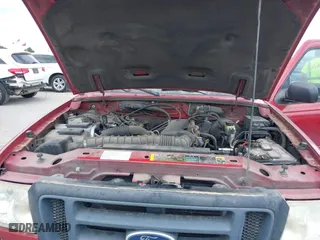 2004 Ford Ranger XL with VIN 1FTYR14U34PA93928, listed as a IAAI auction lot 42104400 with 121,776 mi miles. Bid and sale history available at carsss.com. Image 10.