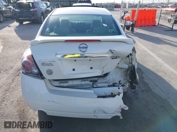 2008 Nissan Altima 3.5 SE with VIN 1N4BL21E38C162565, listed as a IAAI auction lot 41722199 with 205,992 mi miles. Bid and sale history available at carsss.com. Image 16.