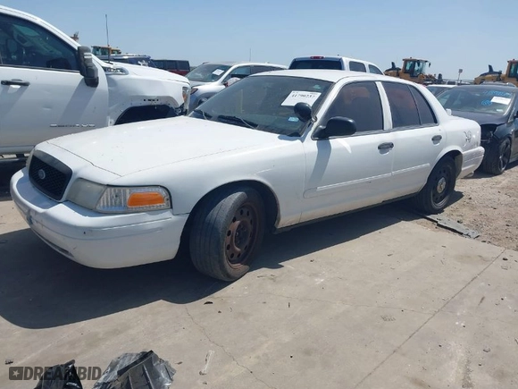 2007 Ford Police Interceptor with VIN 2FAHP71W97X140852, listed as a IAAI auction lot 41790237 with 1 mi miles. Bid and sale history available at carsss.com. Image 2.
