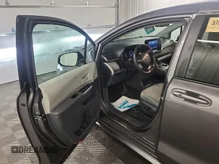 2022 Toyota Sienna LE с VIN 5TDKSKFC2NS047017, выставлен на аукционе IAAI как лот 42501101 с пробегом 155 942 миль миль и . История ставок и продаж доступна на DreamBid. Изображение 18.