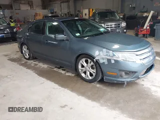 2012 Ford Fusion SE z VIN 3FAHP0HA6CR370262, wystawiony jako IAAI lot #42189489 z przebiegiem 177 383 mil mil oraz . Historia ofert i sprzedaży dostępna na DreamBid. Obrazek 1.
