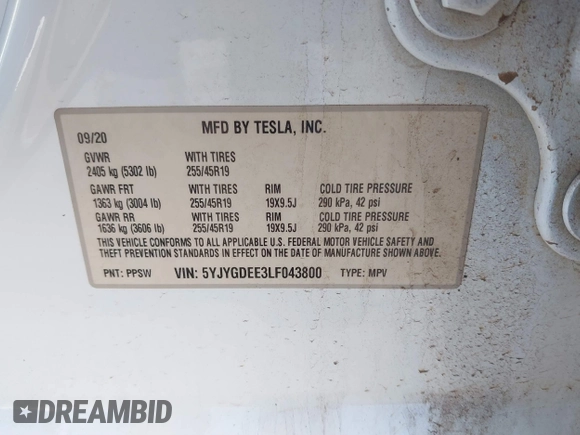2020 Tesla Model Y Long Range z VIN 5YJYGDEE3LF043800, wystawiony jako IAAI lot #41590220 z przebiegiem 62 341 mil mil oraz . Historia ofert i sprzedaży dostępna na DreamBid. Obrazek 9.