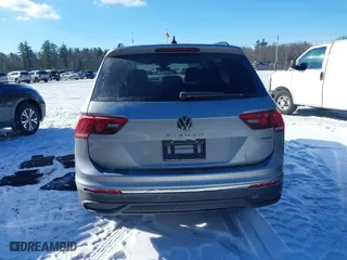 2024 Volkswagen Tiguan S with VIN 3VVFB7AX0RM185378, listed as a IAAI auction lot 41330759 with 2,534 mi miles. Bid and sale history available at carsss.com. Image 17.