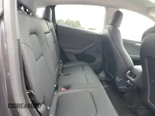 2024 Tesla Model Y with VIN 7SAYGDEDXRA322676, listed as a Copart auction lot 55664125 with 8,788 mi miles and Clean title. Bid and sale history available at DreamBid. Image 10.