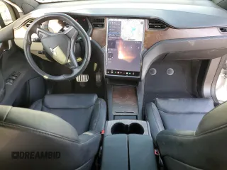 2021 Tesla Model X Long Range Plus with VIN 5YJXCBE22MF311576, listed as a Copart auction lot 68583984 with 83,137 mi miles and Salvage Title. Bid and sale history available at carsss.com. Image 8.