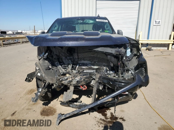 2022 Chevrolet Silverado 1500 Custom Trail Boss with VIN 3GCUDCETXNG649141, listed as a Copart auction lot 43565075 with 53,898 mi miles and Salvage Title. Bid and sale history available at DreamBid. Image 5.