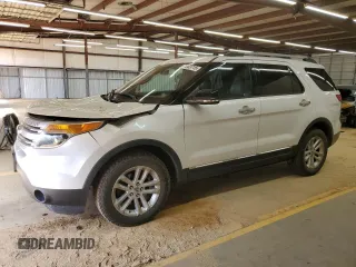2011 Ford Explorer XLT with VIN 1FMHK8D85BGA68070, listed as a Copart auction lot 49883715 with 141,654 mi miles and Salvage Title. Bid and sale history available at carsss.com. Image 1.