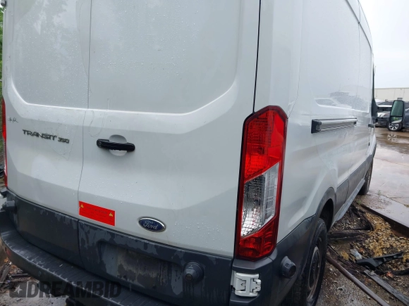 2018 Ford Transit with VIN 1FTBW2CM9JKA88280, listed as a IAAI auction lot 42036871 with 97,758 mi miles. Bid and sale history available at carsss.com. Image 4.