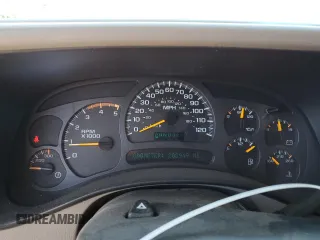 2004 GMC Sierra 2500HD z VIN 1GTHK23154F118397, wystawiony jako Copart lot #57627955 z przebiegiem 208 949 mil mil oraz Szkoda całkowita • Salvage title. Historia ofert i sprzedaży dostępna na DreamBid. Obrazek 9.