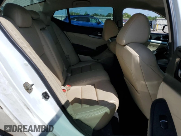2016 Nissan Maxima SV with VIN 1N4AA6AP5GC422084, listed as a Copart auction lot 51820335 with 175,637 mi miles and Salvage Title. Bid and sale history available at DreamBid. Image 10.