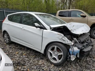 2013 Hyundai Accent SE with VIN KMHCU5AE7DU091402, listed as a Copart auction lot 50698845 with 125,262 mi miles and Salvage Title. Bid and sale history available at carsss.com. Image 4.
