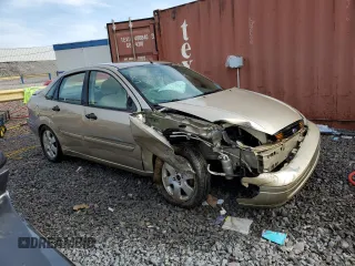 2001 Ford Focus ZTS with VIN 1FAFP38381W291194, listed as a Copart auction lot 43190085 with 131,339 mi miles and Salvage Title. Bid and sale history available at carsss.com. Image 4.