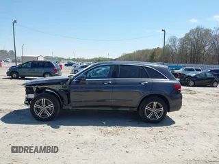 2020 Mercedes-Benz GLC 300 with VIN WDC0G8DB1LF721865, listed as a IAAI auction lot 41886603 with 79,200 mi miles and . Bid and sale history available at DreamBid. Image 15.