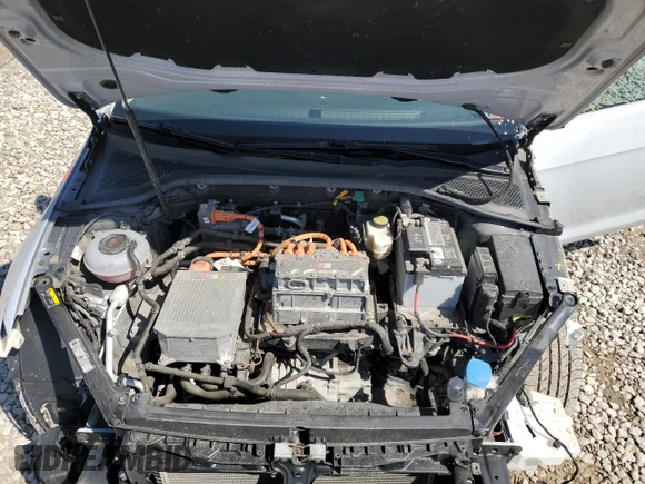 2019 Volkswagen Golf SE z VIN WVWKR7AU6KW902659, wystawiony jako Copart lot #51210155 z przebiegiem 53 017 mil mil oraz Szkoda całkowita • Salvage title. Historia ofert i sprzedaży dostępna na DreamBid. Obrazek 11.