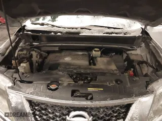 2013 Nissan Pathfinder SL with VIN 5N1AR2MM8DC663920, listed as a IAAI auction lot 41586209 with 210,000 mi miles. Bid and sale history available at carsss.com. Image 10.