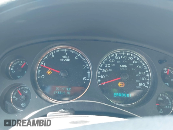 2008 Chevrolet Suburban LTZ with VIN 3GNFK16368G198691, listed as a IAAI auction lot 42305176 with 273,814 mi miles and . Bid and sale history available at DreamBid. Image 7.