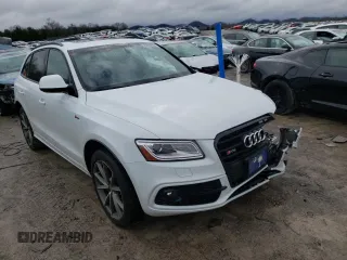 2016 Audi SQ5 Prestige with VIN WA1VCAFP5GA100133, listed as a Copart auction lot 39465693 with 69,615 mi miles. Bid and sale history available at carsss.com. Image 4.