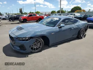 2025 Ford Mustang GT with VIN 1FA6P8CF5S5399911, listed as a Copart auction lot 62101075 with 2,281 mi miles and Salvage title. Bid and sale history available at DreamBid. Image 1.