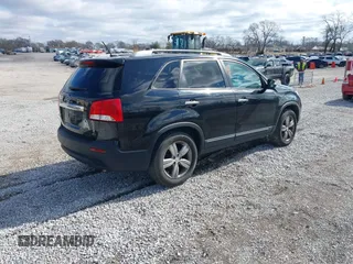 2013 Kia Sorento EX with VIN 5XYKU3A66DG331196, listed as a IAAI auction lot 41714474 with 139,250 mi miles and . Bid and sale history available at DreamBid. Image 4.