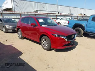 2025 Mazda CX-5 2.5 S Preferred Package with VIN JM3KFBCL4S0586351, listed as a IAAI auction lot 42026408 with 8,466 mi miles. Bid and sale history available at carsss.com. Image 1.