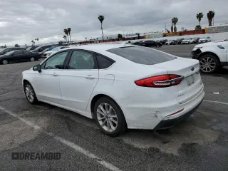 2020 Ford Fusion SE with VIN 3FA6P0LU8LR266753, listed as a Copart auction lot 52341535 with 70,551 mi miles and Salvage title. Bid and sale history available at DreamBid. Image 2.