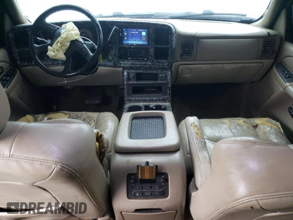 2004 Chevrolet Tahoe LT with VIN 1GNEC13Z34J124204, listed as a Copart auction lot 50416135 with 310,955 mi miles and Salvage title. Bid and sale history available at DreamBid. Image 8.