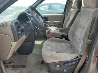 2003 Chevrolet Venture Plus 1SB with VIN 1GNDU03E33D275489, listed as a Copart auction lot 57295975 with 144,963 mi miles and Clean title. Bid and sale history available at DreamBid. Image 7.