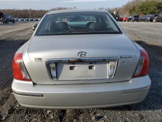 2005 Hyundai XG with VIN KMHFU45E25A426280, listed as a Copart auction lot 82589944 with 120,662 mi miles and Salvage Title. Bid and sale history available at carsss.com. Image 6.