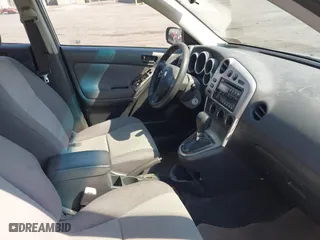 2004 Toyota Matrix Std with VIN 2T1KR32E64C178256, listed as a IAAI auction lot 41857960 with 151,972 mi miles. Bid and sale history available at carsss.com. Image 5.