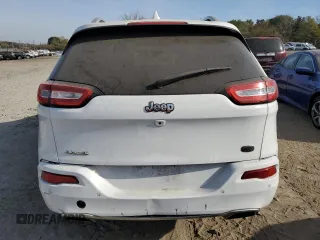 2018 Jeep Cherokee Overland with VIN 1C4PJMJX8JD594345, listed as a Copart auction lot 77934214 with 189,096 mi miles and Non Repairable. Bid and sale history available at carsss.com. Image 6.