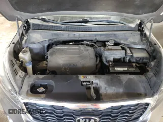 2019 Kia Sorento LX with VIN 5XYPGDA52KG442741, listed as a Copart auction lot 52457625 with 184,067 mi miles and Clean Title. Bid and sale history available at DreamBid. Image 12.