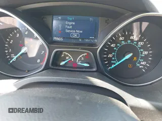 2013 Ford Escape SE with VIN 1FMCU0GXXDUA73875, listed as a IAAI auction lot 42164115 with 195,712 mi miles and . Bid and sale history available at carsss.com. Image 7.