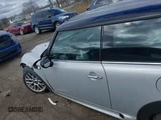 2013 MINI Cooper Hardtop with VIN WMWSU3C56DT374488, listed as a IAAI auction lot 41744603 with 82,678 mi miles. Bid and sale history available at carsss.com. Image 14.