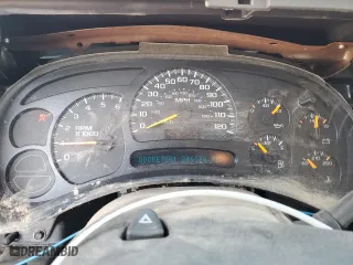 2005 Chevrolet Silverado 1500 LT with VIN 2GCEC19T751392373, listed as a Copart auction lot 53318345 with 206,126 mi miles and Clean Title. Bid and sale history available at carsss.com. Image 9.