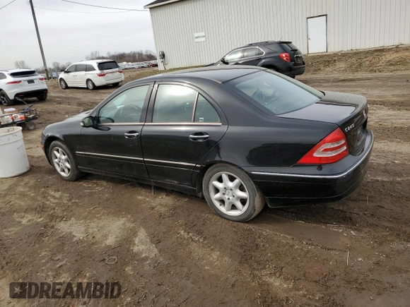2004 Mercedes-Benz C 240 with VIN WDBRF81J54F458372, listed as a Copart auction lot 49205505 with 200,240 mi miles and Non repairable. Bid and sale history available at DreamBid. Image 2.