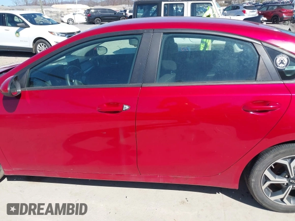 2020 Kia Forte LXS with VIN 3KPF24AD8LE182202, listed as a IAAI auction lot 41853208 with 128,502 mi miles. Bid and sale history available at carsss.com. Image 14.