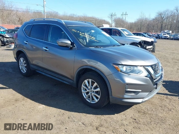 2018 Nissan Rogue SV z VIN KNMAT2MV5JP500550, wystawiony jako IAAI lot #41705570 z przebiegiem 93 495 mil mil oraz . Historia ofert i sprzedaży dostępna na DreamBid. Obrazek 1.