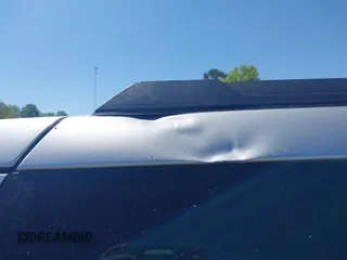 2016 Chevrolet Tahoe LT z VIN 1GNSCBKC0GR249415, wystawiony jako IAAI lot #42003130 z przebiegiem 130 706 mil mil oraz . Historia ofert i sprzedaży dostępna na DreamBid. Obrazek 18.
