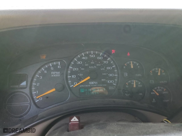 2000 GMC New Sierra 1500 SLE with VIN 1GTEK19T5YE314065, listed as a Copart auction lot 75393644 with NaN miles and Non Repairable. Bid and sale history available at carsss.com. Image 9.