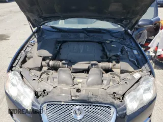 2011 Jaguar XF Premium z VIN SAJWA0GB2BLS18927, wystawiony jako Copart lot #58328705 z przebiegiem 172 577 mil mil oraz Czysty tytuł • Clean title. Historia ofert i sprzedaży dostępna na DreamBid. Obrazek 11.
