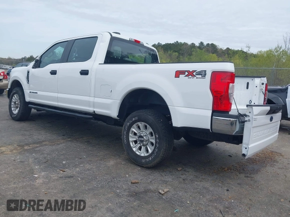 2022 Ford F-250 XL z VIN 1FT7W2BT3NEC98831, wystawiony jako IAAI lot #41851281 z przebiegiem 24 876 mil mil oraz . Historia ofert i sprzedaży dostępna na DreamBid. Obrazek 3.