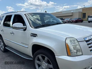 2007 Cadillac Escalade with VIN 1GYFK63817R367899, listed as a Copart auction lot 65382685 with 129,499 mi miles and Clean title. Bid and sale history available at DreamBid. Image 1.